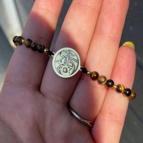 Brățara banut 12 mm zodie baza semipretioase si 4 bile