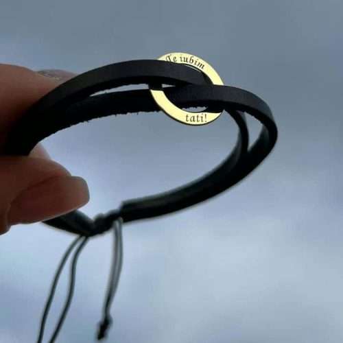 Brățara bănuț decupat “Te iubim,tati !” si piele neagra 0,5 mm